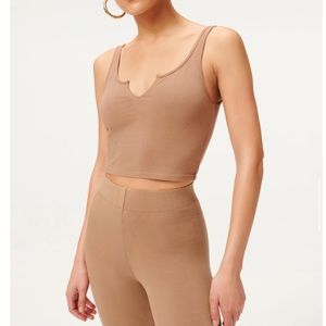 NWT GOOD AMERICAN ESSENTIAL NOTCHED TANK Putty Color Size 3- Large